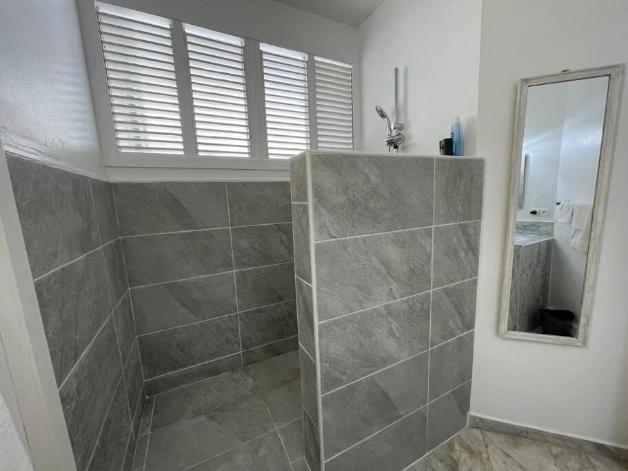 Appart Adorable Proche De La Baie Orientale, Idolem Residence Unite 2 - 57 Rue Du Mont Vernon 1 Cul de Sac Bagian luar foto